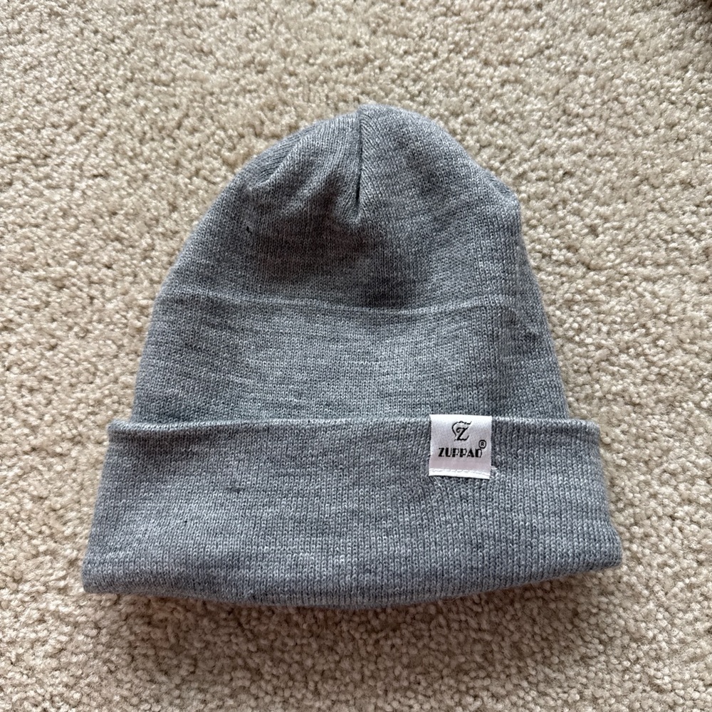 3-Pack Zuppad Women’s Multi-Colored Satin Lined Beanies - Picture 6 of 8